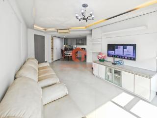 Large & Strategic 3BR Taman Rasuna Apt Pool - 0