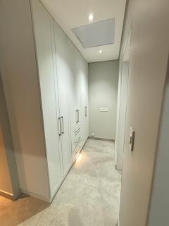 Topiary Lux Studio 16! - 2