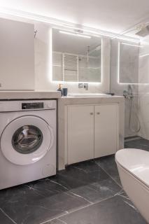Bright 2BR Apt, Athens Base Near Sea & City - Athen - 3