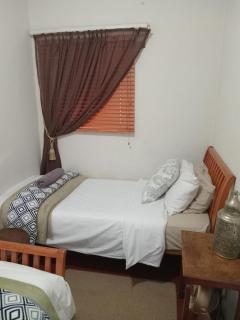 Selah guest cottage...place to pause, breath relax - Bethulie - 5