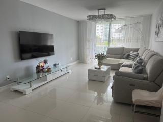 Ocean Reserve Luxury Condo Sunny Isles Beach - 7