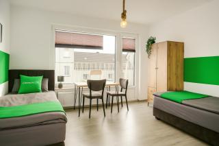 Livemore24 - Apartment 1 in Duisburg WLAN - Smart-TV - 24-7 Check-in und Küche - 5