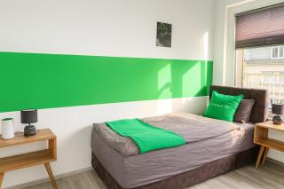 Livemore24 - Apartment 1 in Duisburg WLAN - Smart-TV - 24-7 Check-in und Küche - 3