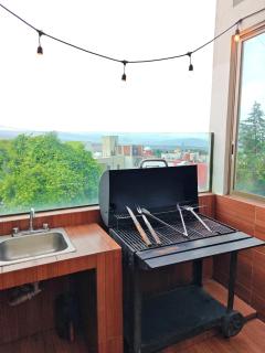 Lujoso y Amplio Loft con alberca climatizada! Amplia y elegante cama para alberca, Cuernavaca somos los únicos en ofrecerte 2 jacuzzis premium con agua caliente y sistema de hidromasaje tipo Spa, terraza panorámica con asador de carbon y mas amenidades! - 1