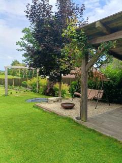 Old Style Cottage - 6