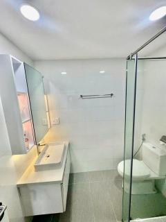 Scenic Valley Suite - 9