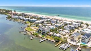 Seahorse Suite home - 9