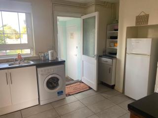Charlies House Newmarket - 3 bedroom - 6