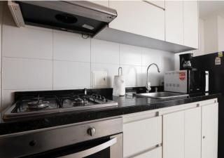 Trento Class 1002 Apartamento Elegante y Confortable con Parqueadero - 2