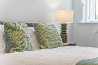 Central Hub - Free Parking - Sleeps 5 - Leeds - 7