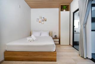 Modern 3BR Beach Villa, Karaoke, Rooftop bar, BBQ - Danang - 5