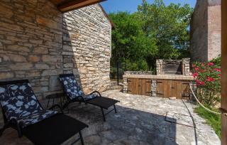 2 Bedroom Gorgeous Home In Buje - Buje - 4