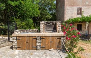 2 Bedroom Gorgeous Home In Buje - Buje - 1
