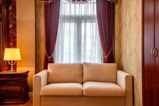 Kings Retreat Royal Stay in Karlovy Vary - Karlovy Vary - 5