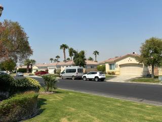 Syb's Desert Oasis - 4