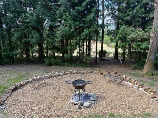 2 Guests - Pet Friendly - Traditional Gypsy Vardo - 9