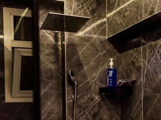 Modern Super Lux Mohandessin Flat Perfect for Gulf Travelers - Il Cairo - 1