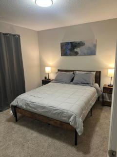 Relax & Work Cozy 1 BR Apt - 5