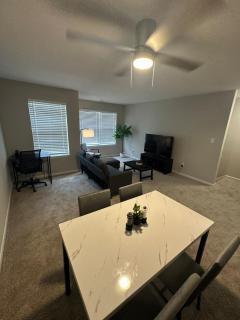 Relax & Work Cozy 1 BR Apt - 3