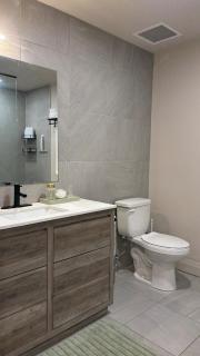 The Artist's Loft - 9