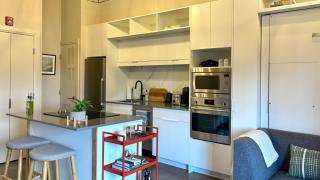 The Artist's Loft - 7