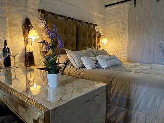 Departamento con vista al lago cerros y parque - 0