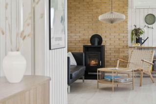Renovated Holiday Home, Sea View, 50M To Beach - Tjørneholm - 1