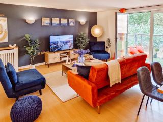 Modern 2BR Flat I Zone 1 I Walk to London Bridge and Borough Market - 2