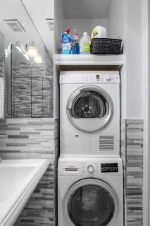 2BR Lower East Side Family Haven Private Patio - New York - 3