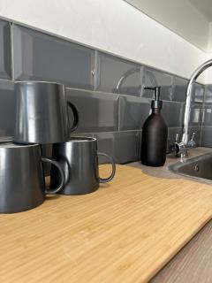 Studio Apartment - 2 Guests - Wolverhampton - 2