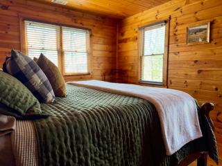 The Tree House- Morganton GA - 2