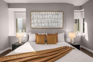 Chic NYC Retreat Beside Broadway & Iconic Sights - 3