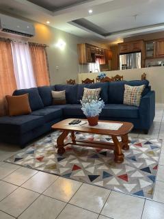 Comfortable home in San Fernando - 7