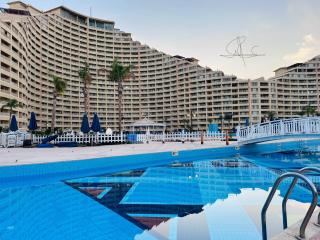 Porto Sokhna pyramids Family Only - 9