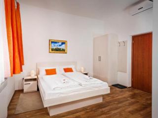 Standard Double Room 5 - 7