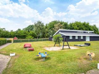 4 person holiday home in Hampen - 5