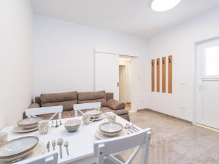 Apartment Nikolica - Two Bedroom Apartment with Terrace - 9