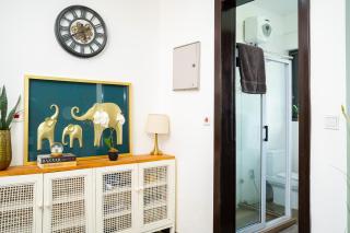 Spacious Serenity Suite in Osu - Accra - 2
