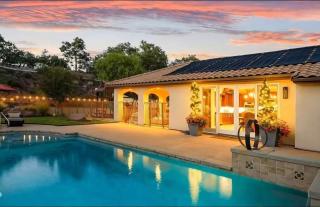 Luxury Estate Tucked Away in the Exclusive Area of Tenaja - 9