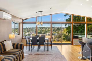 Family West Emerson Retreat Deck Basement City Views - Seattle - 0