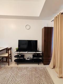 Elegant Room with Relaxing Ambiance - Mandurriao - 8