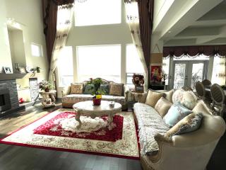 European-American Style Suite - Coquitlam - 0