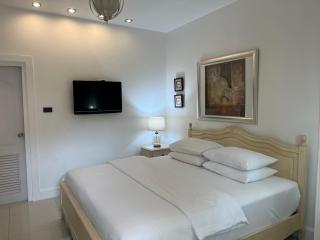 Room and the city - Trat - 4