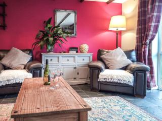 Panteg Cottage - Cross Inn - 6