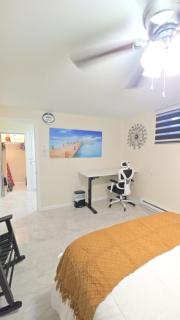 Staten Island Cozy Private 1-br Basement Apt close to NYC Family & Pet Friendly - 7