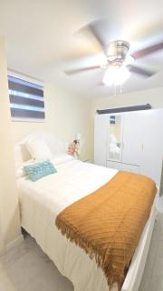 Staten Island Cozy Private 1-br Basement Apt close to NYC Family & Pet Friendly - 9