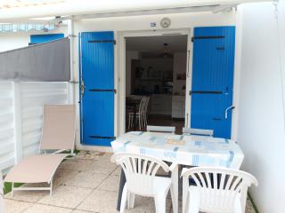 Maisonnette 4 pers, proche plage et commerces, parking - FR-1-476-247 - 2