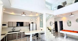 LUMALAND Luxury Pool Villa Pattaya Walking Street 8 Bedrooms - 7