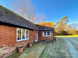 Oaklands Farm - Cottage 4 - Broughton - 0