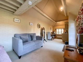 Oaklands Farm - Cottage 4 - Broughton - 9
